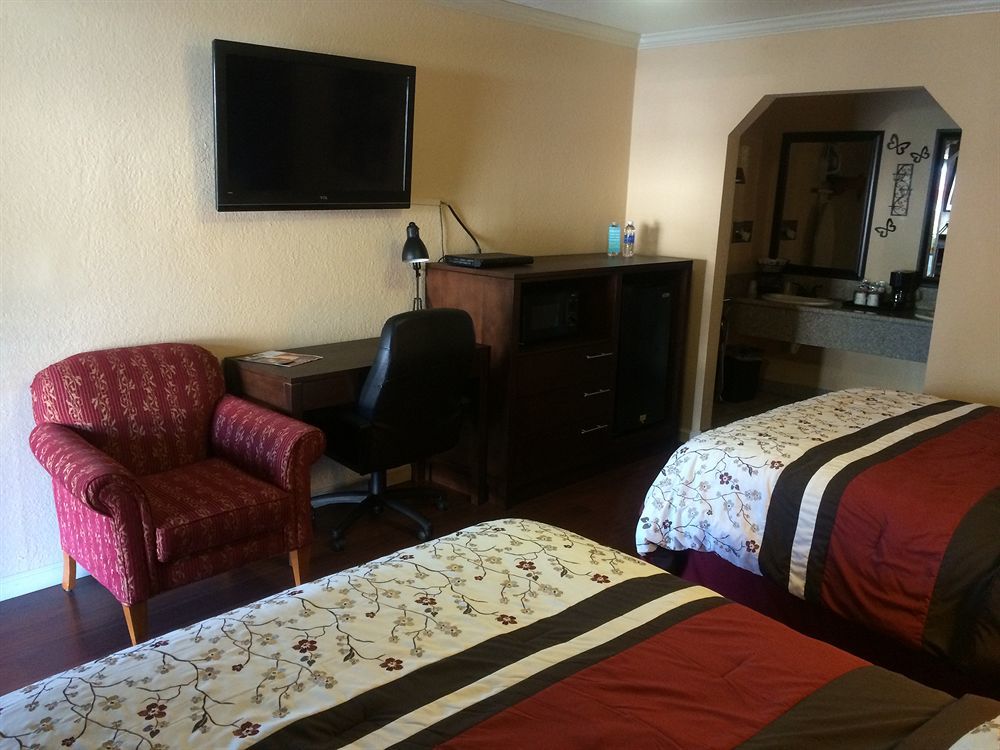 Muir Lodge Motel Мартинес Экстерьер фото