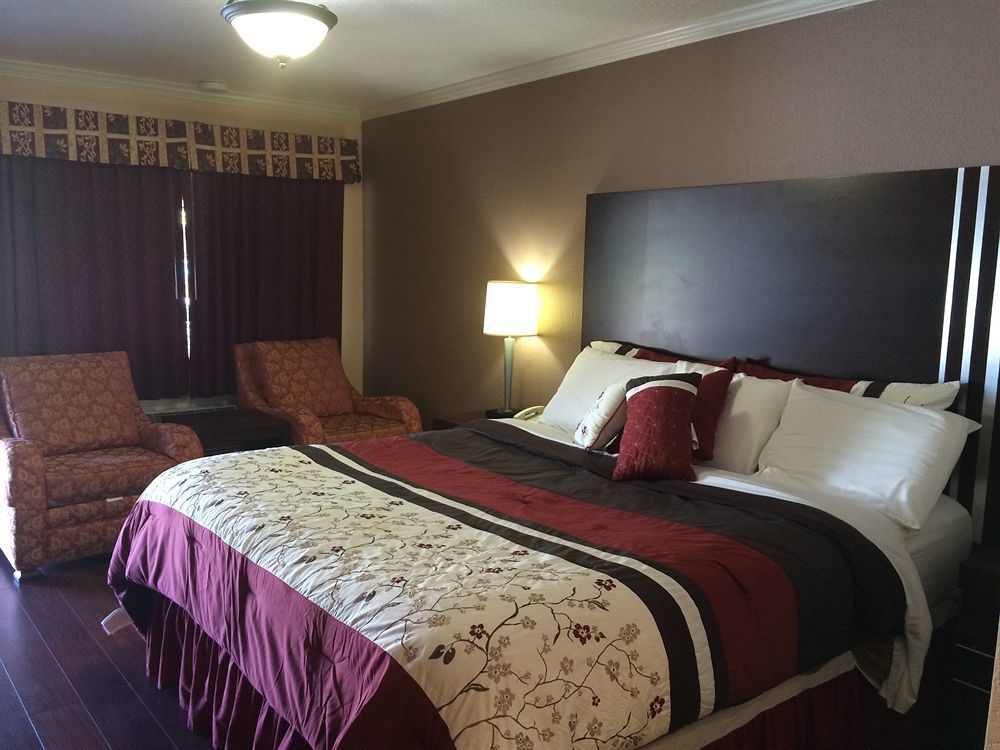 Muir Lodge Motel Мартинес Экстерьер фото