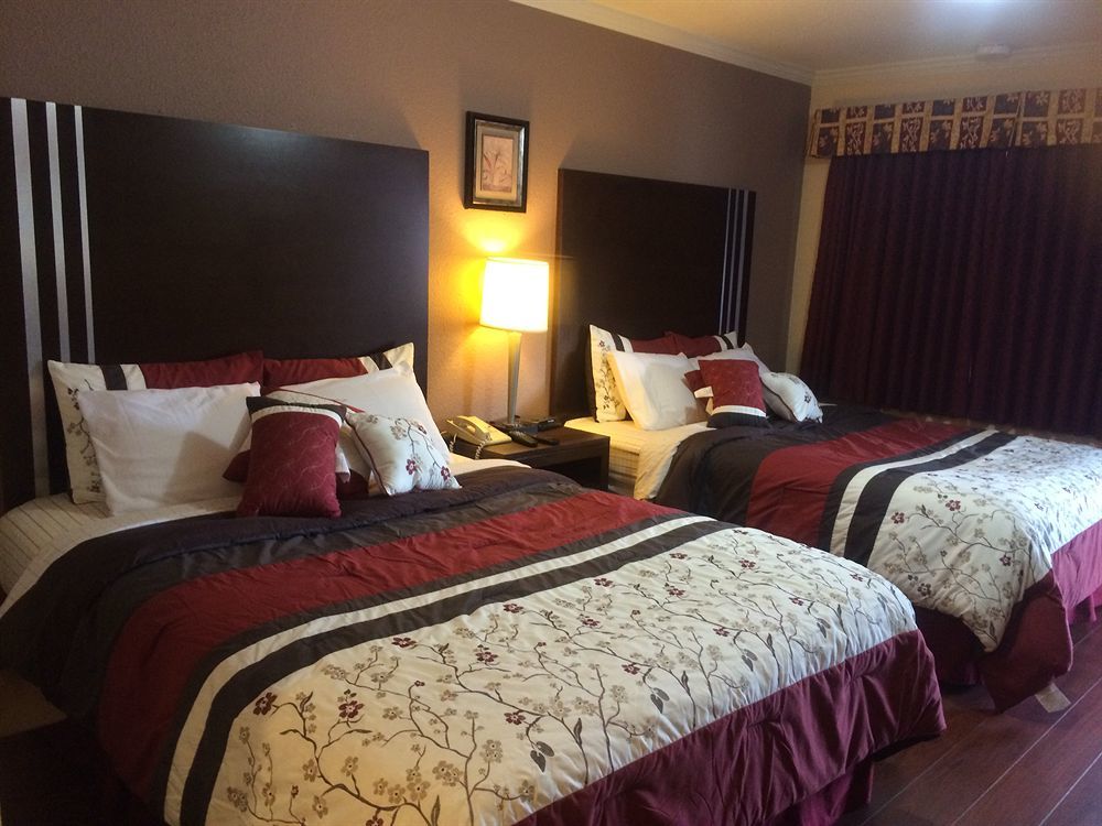 Muir Lodge Motel Мартинес Экстерьер фото